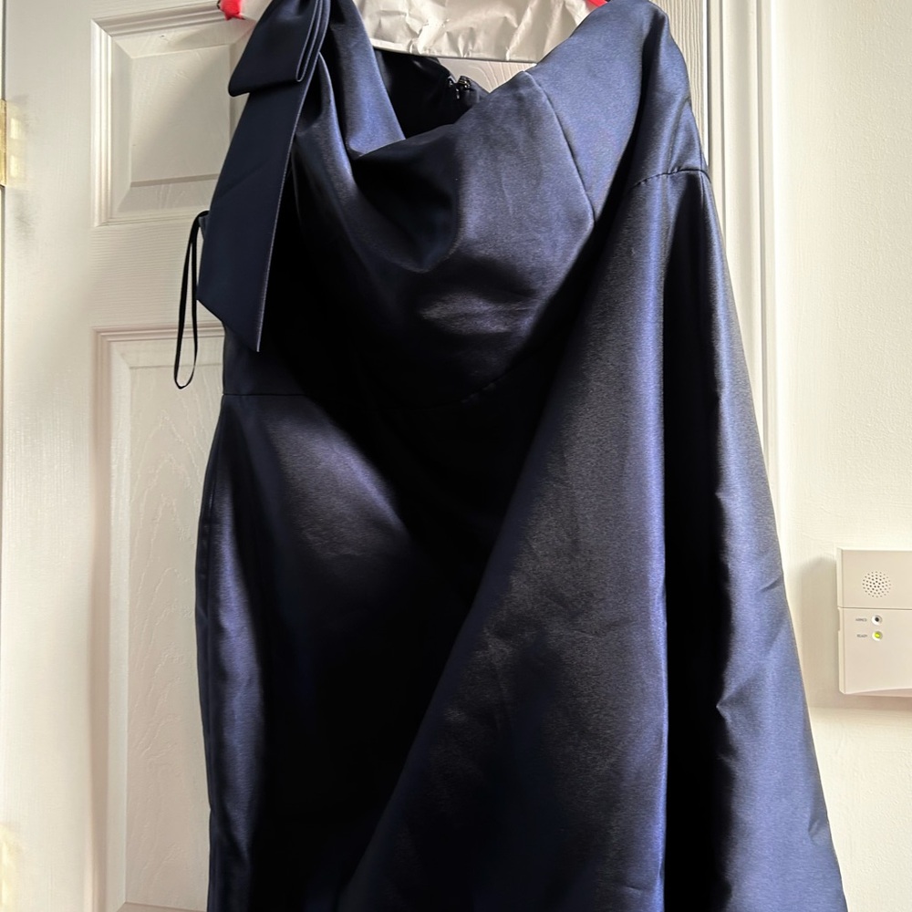 ALFRED SUNG Navy One-Shoulder Evening Dress with Bow Detail
